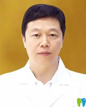 鄭州德貝口腔特邀醫(yī)生吳豪陽(yáng)