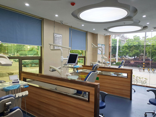 香山口腔醫(yī)院種牙補(bǔ)貼