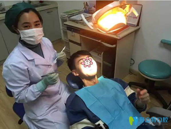 商亞微醫(yī)師診療中 商亞微醫(yī)師診療中