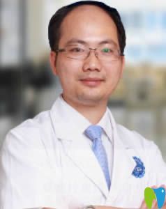 河源拜博口腔周偉安醫(yī)生照片個(gè)人資料及簡(jiǎn)介: 河源拜博口腔周偉安醫(yī)生照片個(gè)人資料及簡(jiǎn)介: