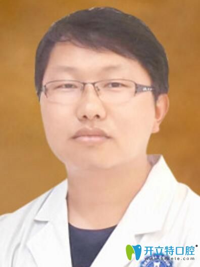 貴州拜博口腔棗山分院副院長黃磊