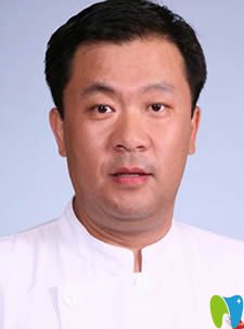 北京齒泰華口腔門(mén)診劉洪飛醫(yī)生圖 北京齒泰華口腔門(mén)診劉洪飛醫(yī)生圖