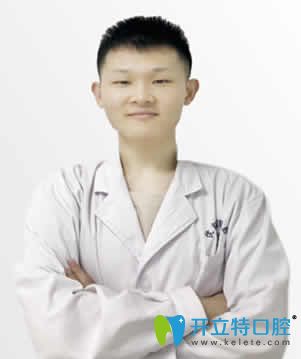 武漢優(yōu)益佳口腔邱楚宸醫(yī)生 武漢優(yōu)益佳口腔邱楚宸醫(yī)生
