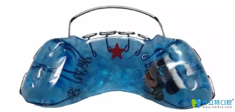 先了解牙齒活動矯正器是什么，再來看效果及價格