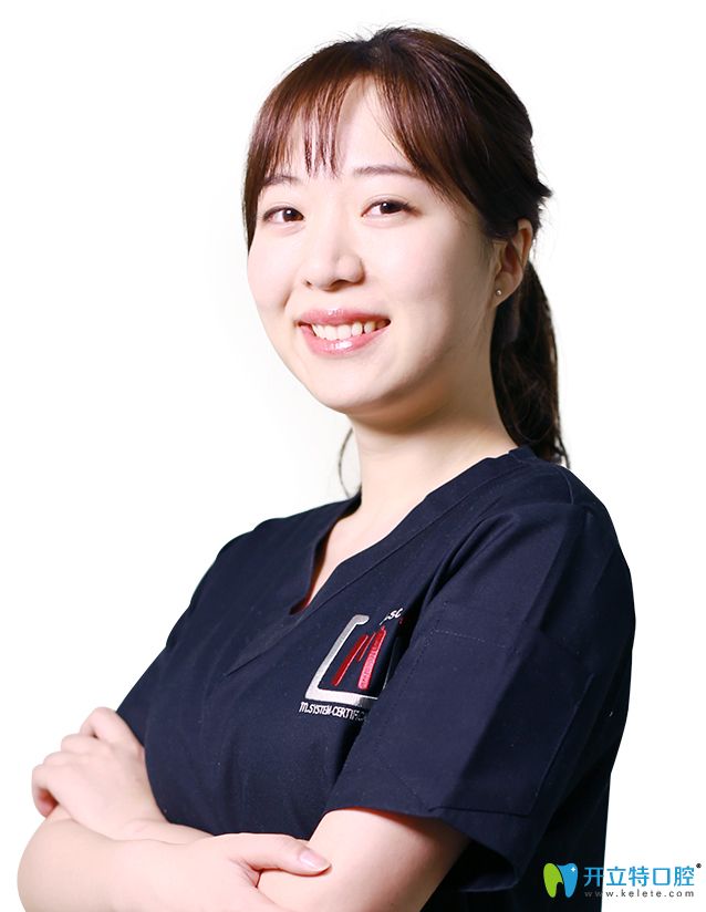 重慶維樂口腔少兒口腔?？漆t(yī)師蔡洋伊