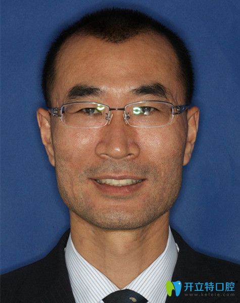 江蘇種植醫(yī)生李明 江蘇種植醫(yī)生李明