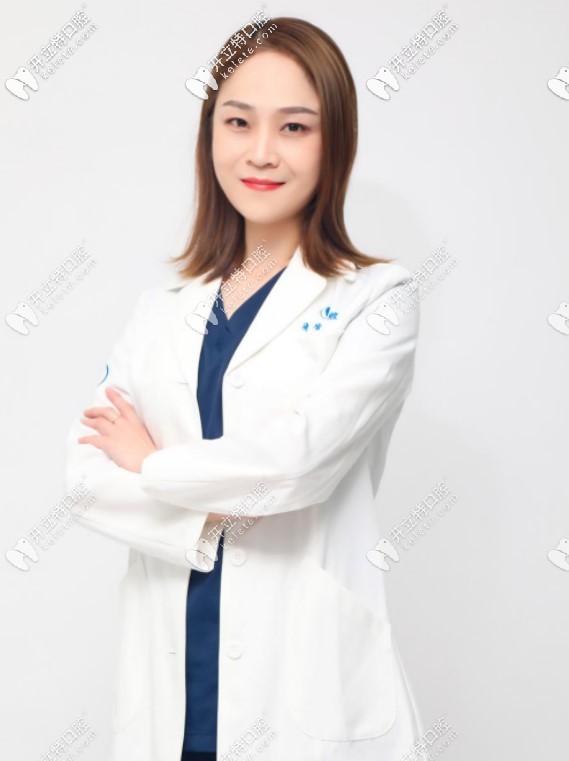 北京牙管家口腔總院正畸中心主任趙靜簡(jiǎn)介