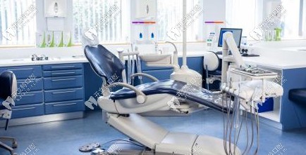 獨(dú)立的診療室及牙椅 獨(dú)立的診療室及牙椅