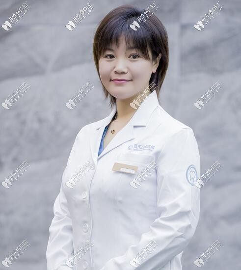 劉曼