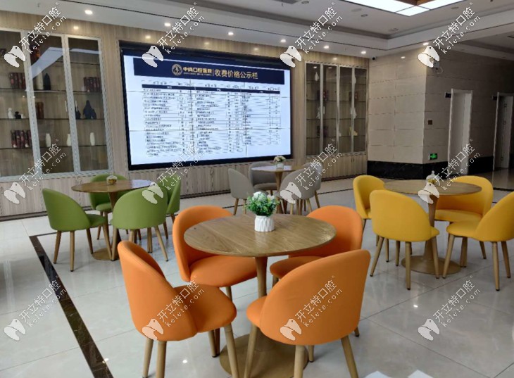 想問下在孝感市私人牙科做一顆瑞士iti種植牙需要多少錢呢