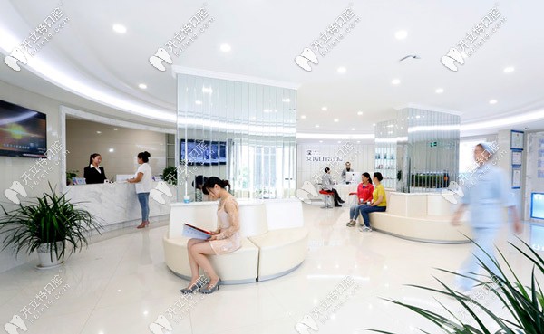 銀川德昇泰艾齒口腔醫(yī)院前臺