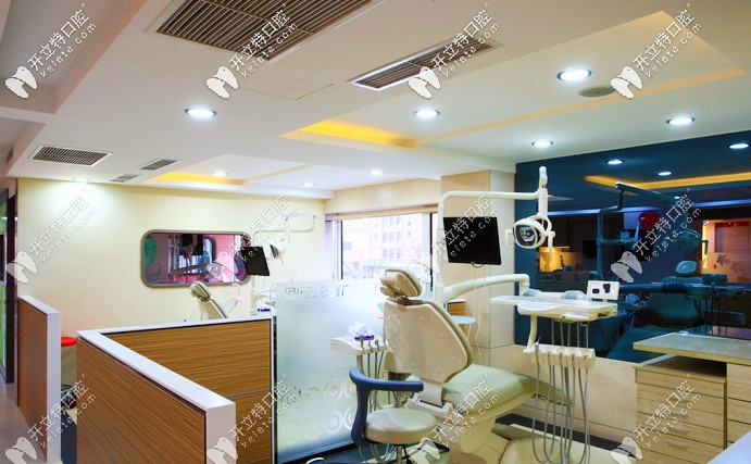 <i data-id=e7032b33-70a8-4774-8c8d-8dd303a6535f></i>口腔診療區(qū)