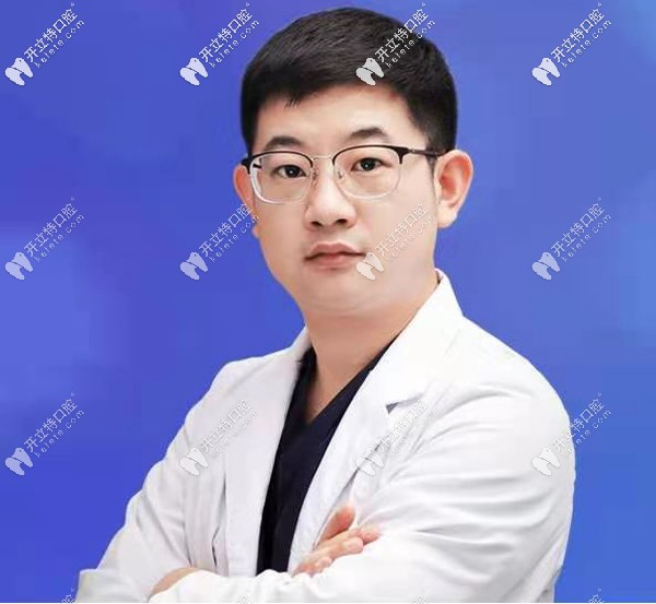 承德可米口腔種植牙怎么樣，看宋國(guó)峰醫(yī)生談即刻種植技術(shù)~