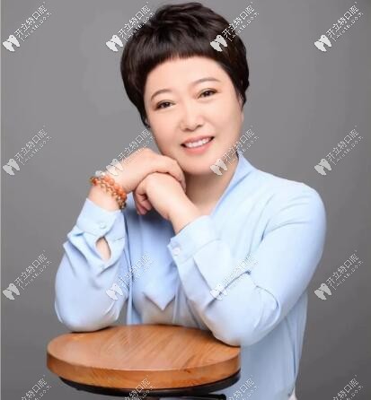 曹國(guó)新萬(wàn)巨口腔院長(zhǎng) 曹國(guó)新萬(wàn)巨口腔院長(zhǎng)