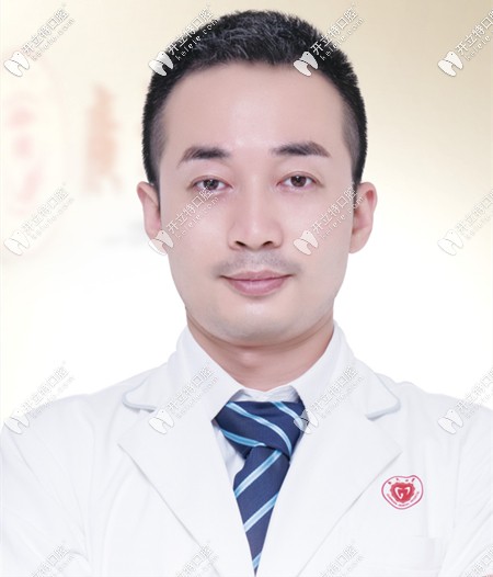 廣州廣大口腔海珠院區(qū)正畸科主任王釗偉