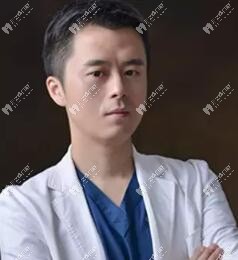 何畏