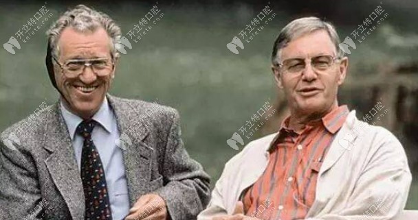 Branemark（右）與Gosta Larssor（左）